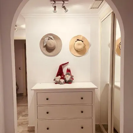 Διαμέρισμα Peacefull Place In Puerto Banus!